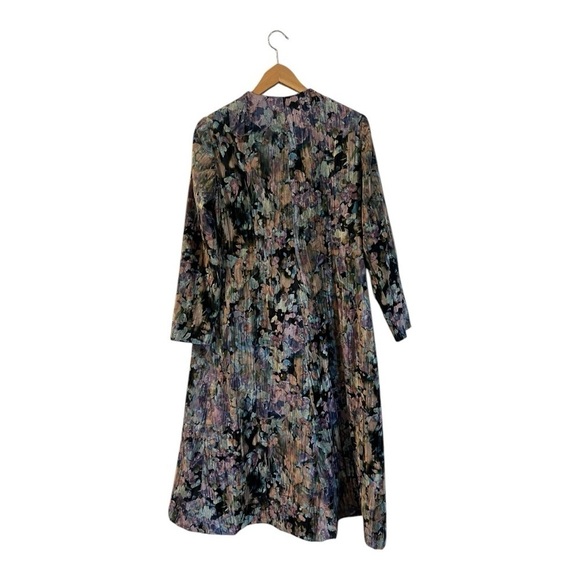 Sharrone Velvet Dress Size 8 Button Front Modest Long Structured Shoulders - Picture 2 of 5